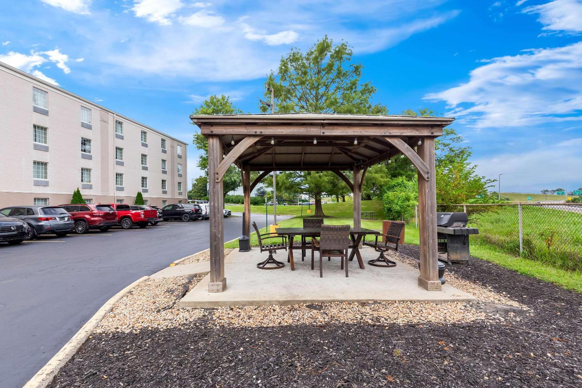 Comfort Inn St Louis - Westport Event Center Maryland Heights Luaran gambar